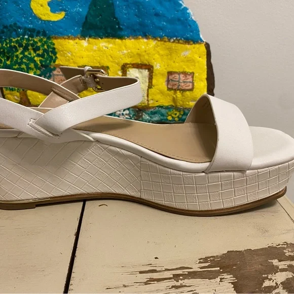 Aldo wedges size 8.5 - Picture 7 of 9